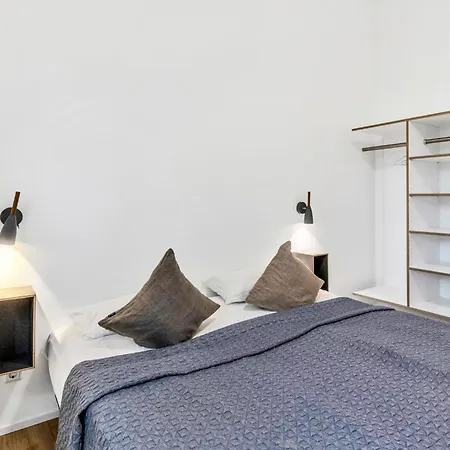 Wolkenfrei - 286 By Interhome